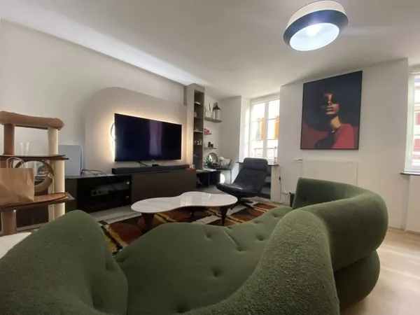 Appartement T4 rénové proche centre-ville