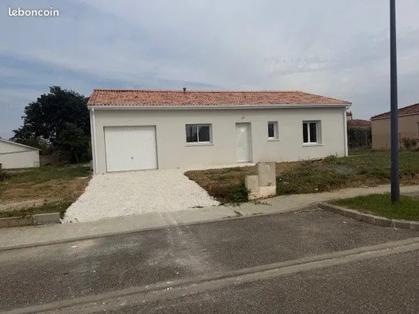 MAISON RE 2020 - 95 m² - 3 CHAMBRES - GARAGE - TERRAIN 631 m²