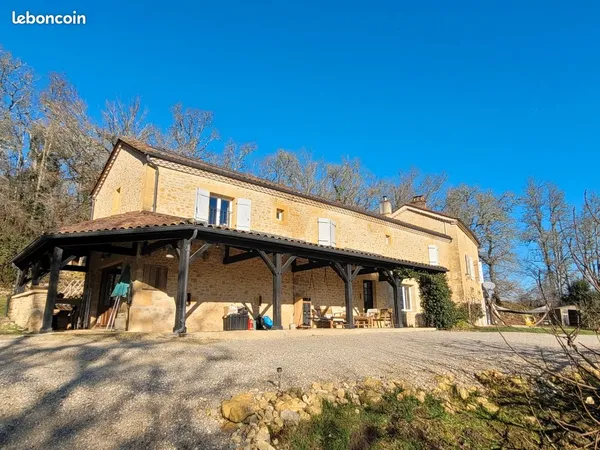 Propriété 10 pièces 285 m²