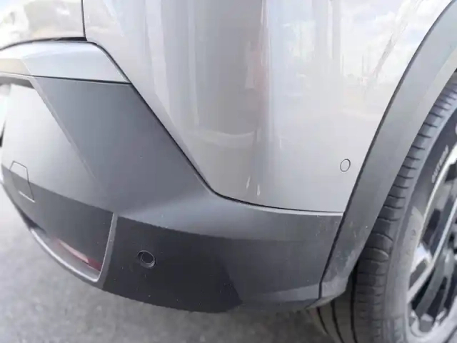 Peugeot 3008 plug-in hybrid 195 e-dcs7 — photo 37