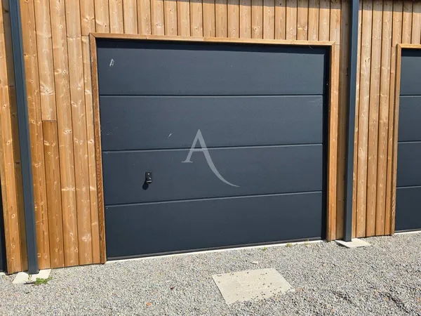 Parking 16 m²