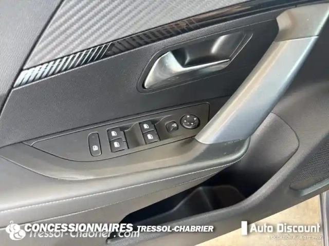 Peugeot 2008 puretech 130 s&amp;s bvm6 allure — photo 20