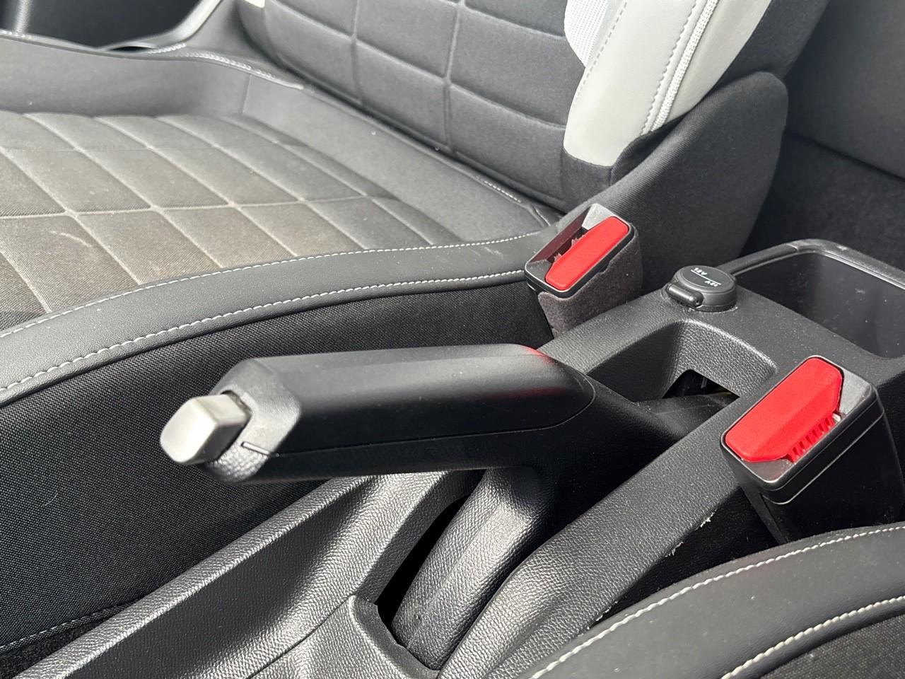 Citroën C3 1.2 turbo 100ch max — photo 24
