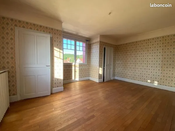 Maison 6 pièces 185 m²