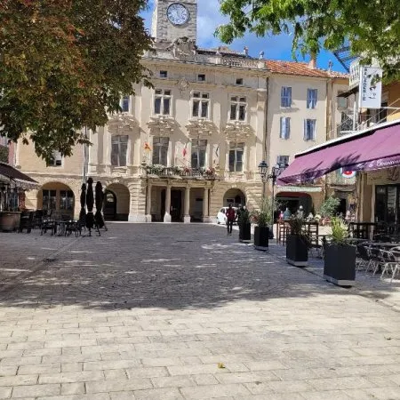 ORANGE CENTRE VILLE
