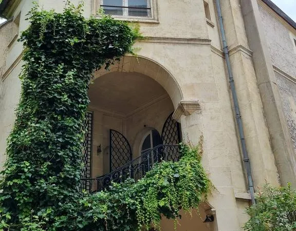 Maison 11 pièces 282 m²