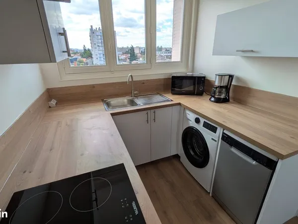 Appartement - 4 pièces - 67 m² - étage 4/4