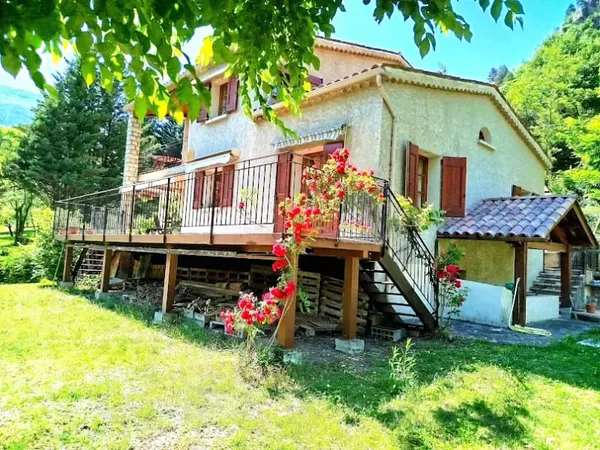 Maison 4 pièces 137 m²