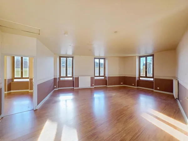 Spacieux T3 de 62 m² au coeur de Lens-Lestang