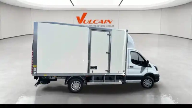 Ford Transit e- chc 390 l3 184 ch batterie 75 kwh — photo 10