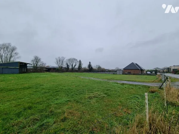 Terrain 1707 m²