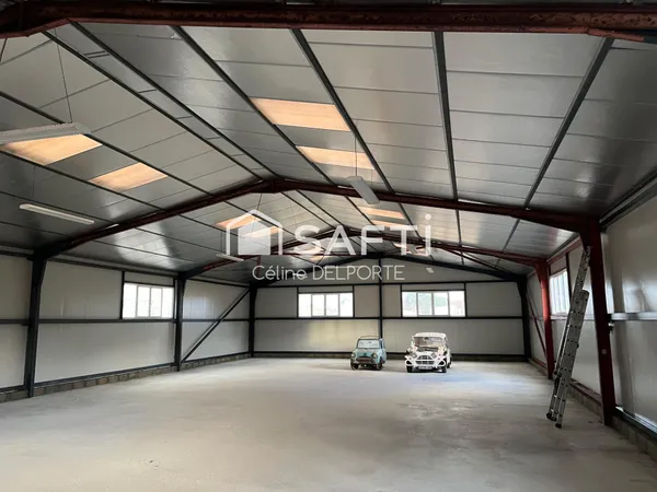 LOCAL D'ACTIVITÉ 380 m² - EMPLACEMENT PREMIUM - SITE SÉCURISÉ