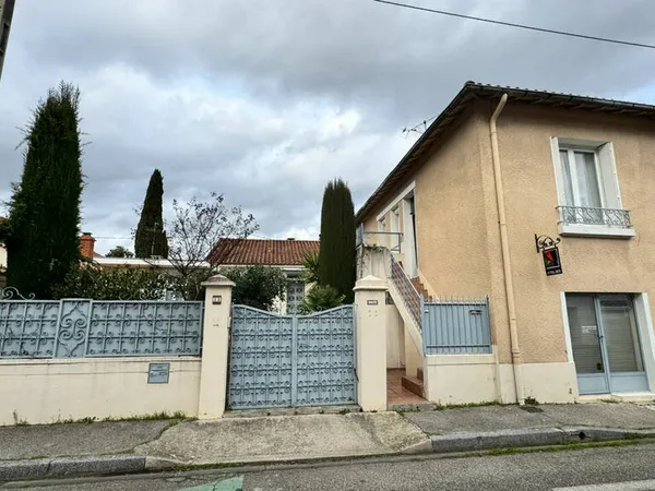 Maison 6 pièces 250 m²