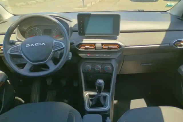 Dacia Sandero tce 90 — photo 9