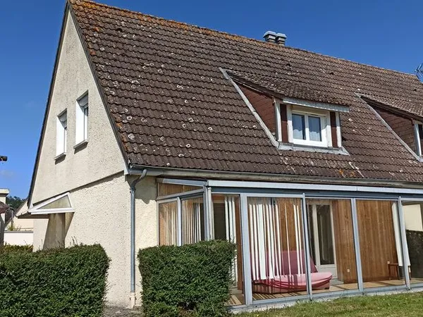 maison avec jardin centre ville de BERNAY à10 min à pied