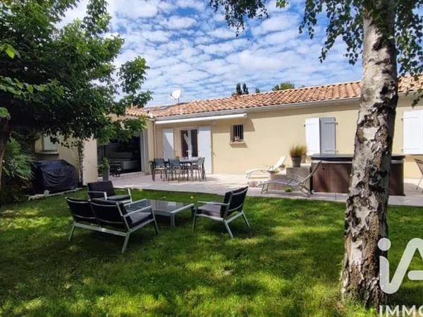 Maison de plain-pied 5 pièces 99 m²