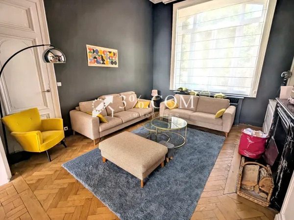 Maison bourgeoise de 265 m2 - 6 chambres - Cuisine équipée -