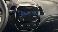 Renault Captur 0.9 TCe 90ch energy Life — photo 18