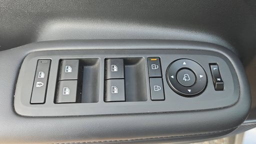 Hyundai Santa Fe 1.6 T-GDI 253 - Executive – 2024 – 13942 km – Hybride rechargeable – Boîte Automatique — photo 77