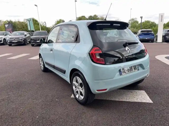 Renault Twingo iii e-tech — photo 3