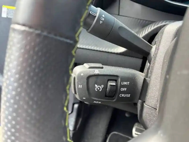 Peugeot 208 electrique 50 kwh 136ch — photo 18