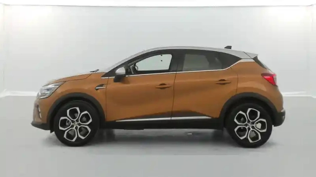 Renault Captur e-tech 145 - 21 — photo 12