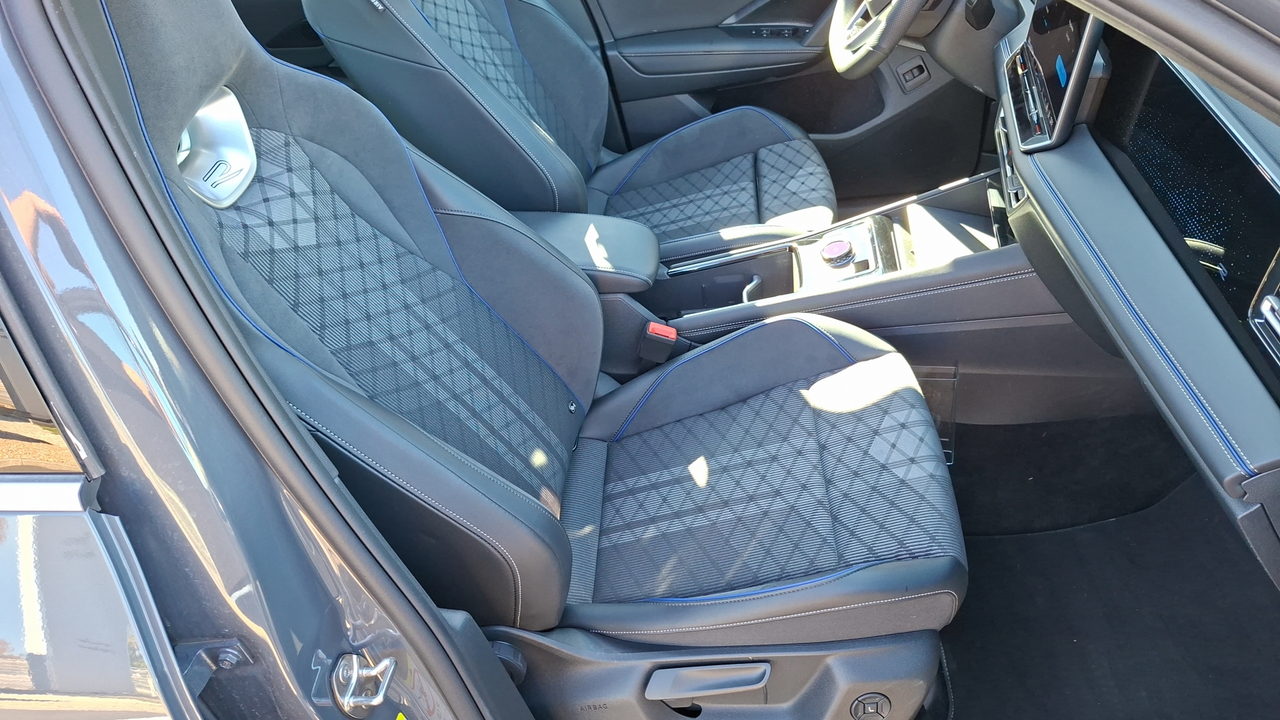 Volkswagen Tiguan 1.5 eTSI 150ch DSG7 — photo 24