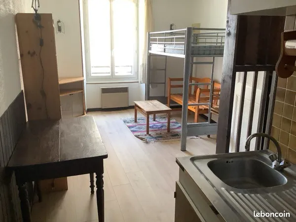 Tullins,20 m2.centre