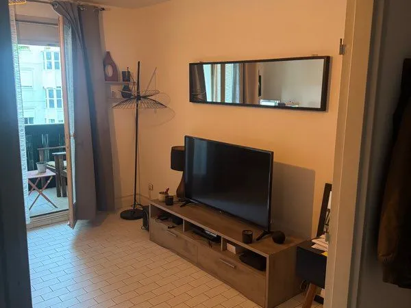 Collocation, chambre dans appartement