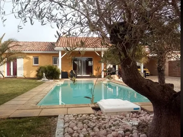 Loue villa avec piscine