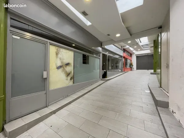Local commercial 109 m²