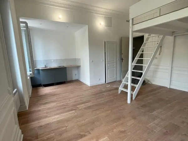 Grand studio quartier bastide