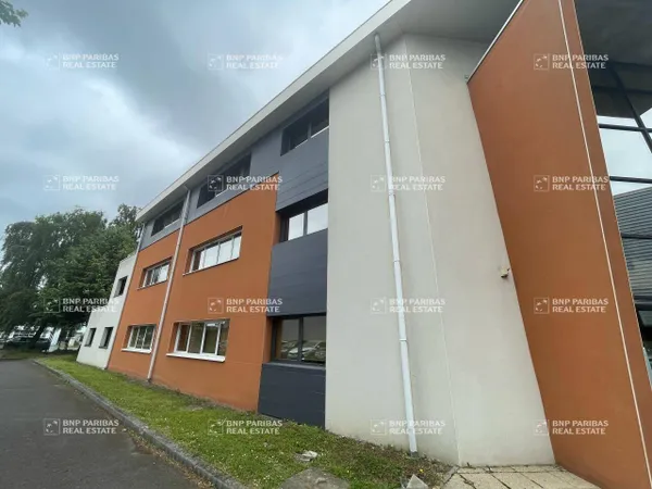 Bureaux 541 m²