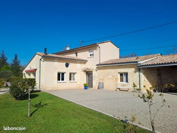 Maison 5 pièces 130 m²