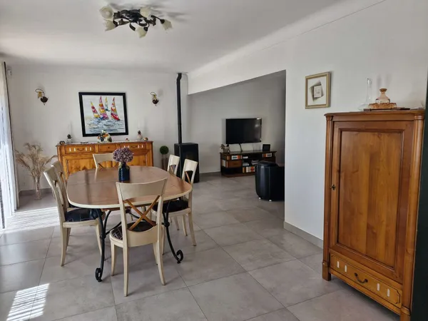 Maison 9 pièces 143 m²