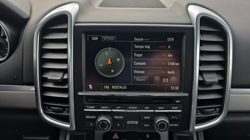 Porsche Cayenne 4.8 V8 400 Tiptronic - S – 2012 – 164913 km – Essence – Boîte Automatique — photo 30