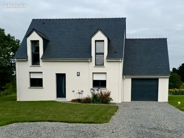 Combles aménagés 6 pièces 101 m²