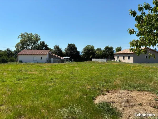 Terrains constructibles avec permis de construire en cours validé