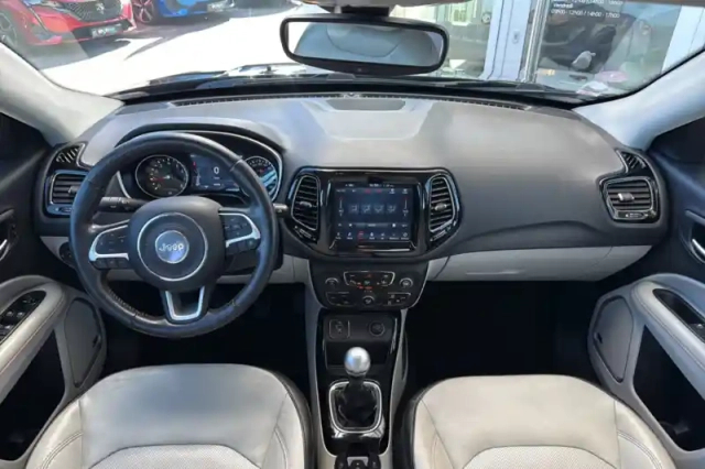Jeep Compass 1.4 i multiair ii 140 ch bvm6 — photo 17