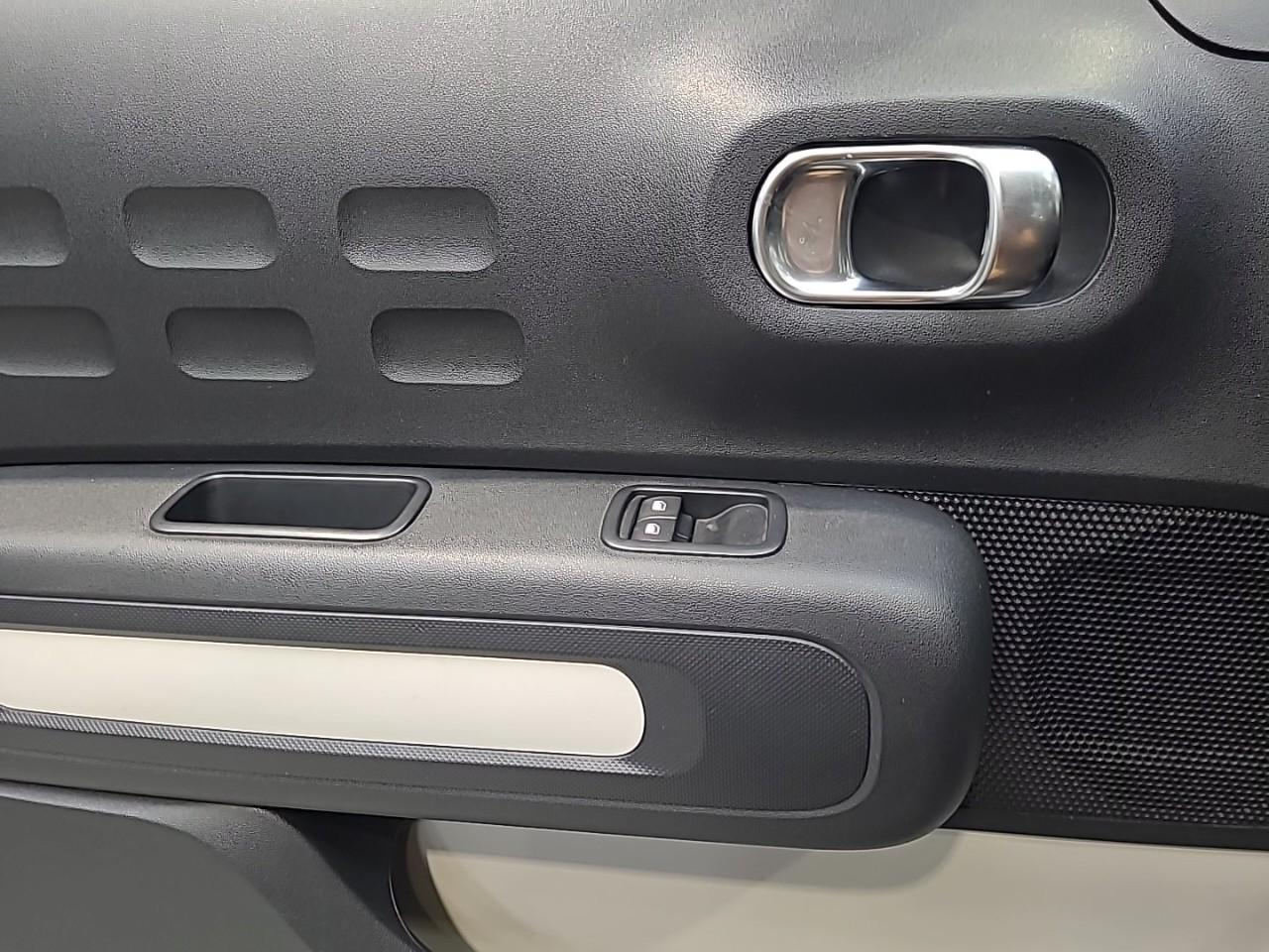 Citroën C3 puretech 83 ch bvm5 plus — photo 24