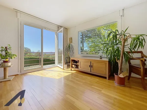 Maison de caractère Vue dégagée, calme absolu et proximité