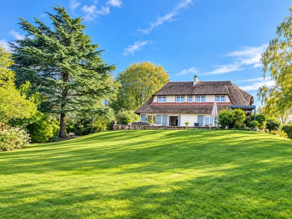 Maison 7 pièce(s) 203.4 m2