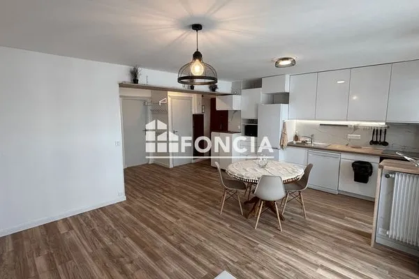 Appartement meublé 3 pièces 59 m²