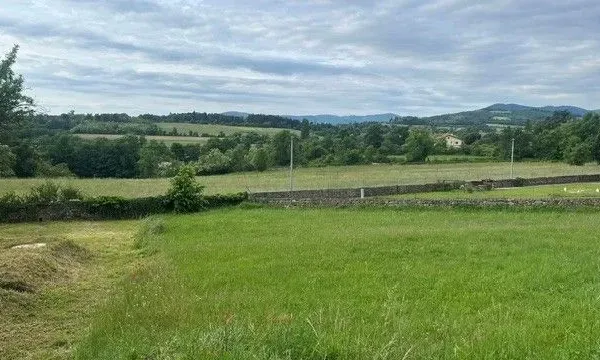 Terrain à bâtir 844 m²