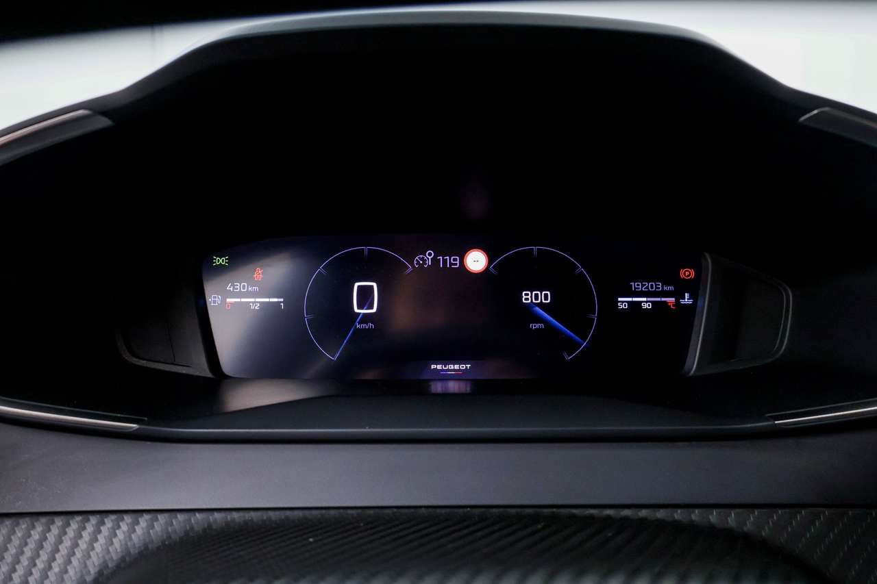 Peugeot 2008 — photo 13