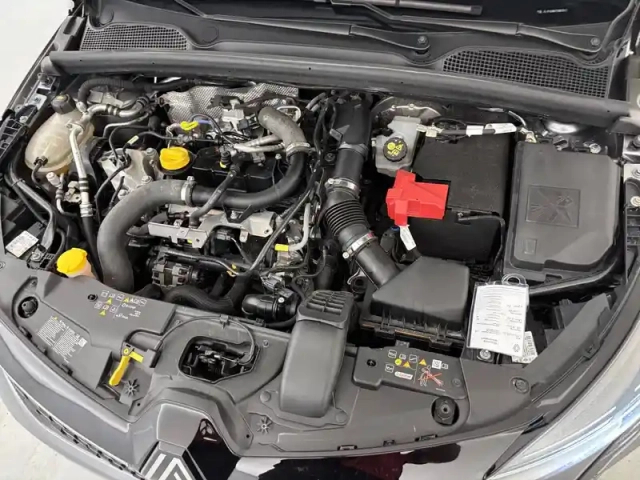 Renault Clio tce 90 — photo 35