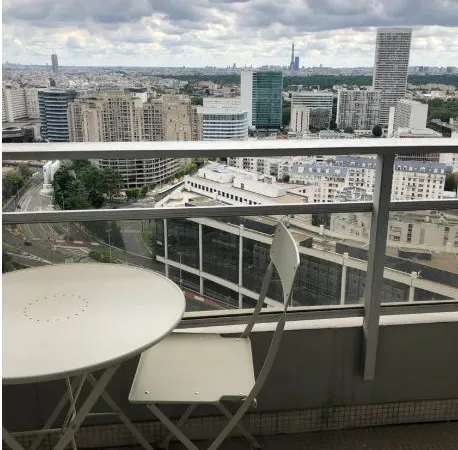 Location meublée studio 25 m² Puteaux (92800)