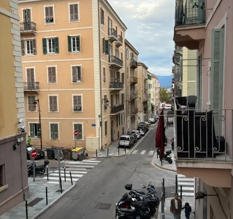 T4 Quartier Tribunal Ajaccio