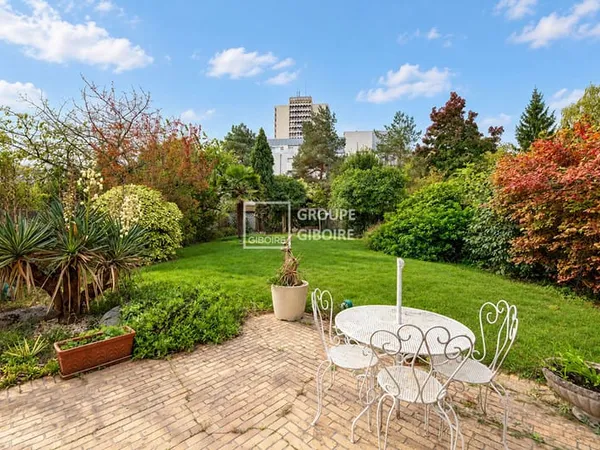 A vendre *EXCLUSIVITE GIBOIRE * Maison Rennes - Bourg-l'Évêque / Anatole France
