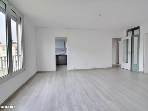Appartement 4 pièces 67 m²